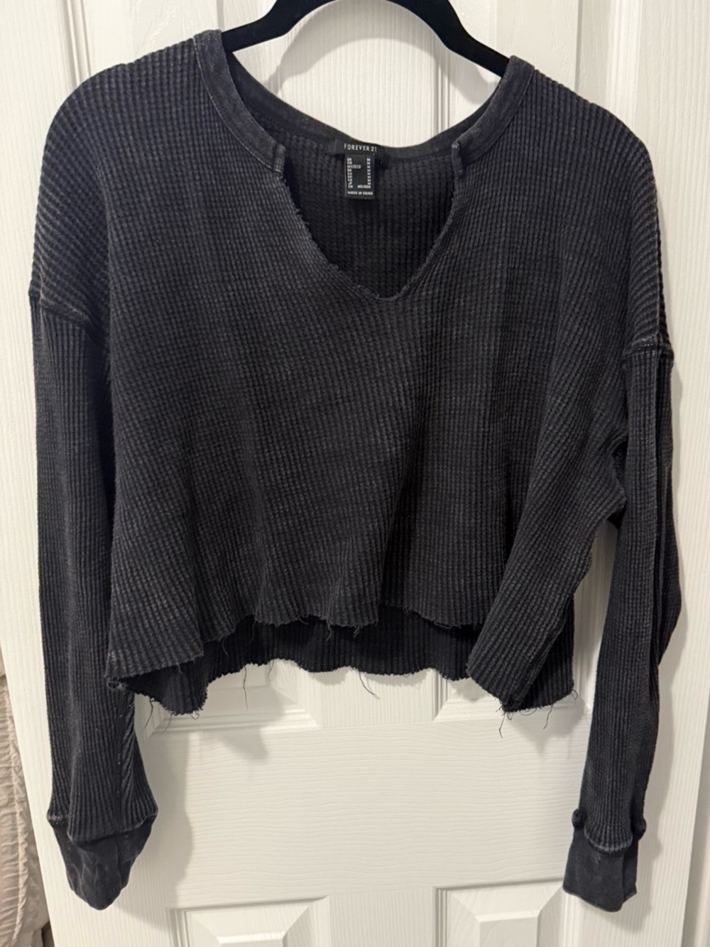 Forever 21 Charcoal Black Waffle-Knit Cropped Pullover